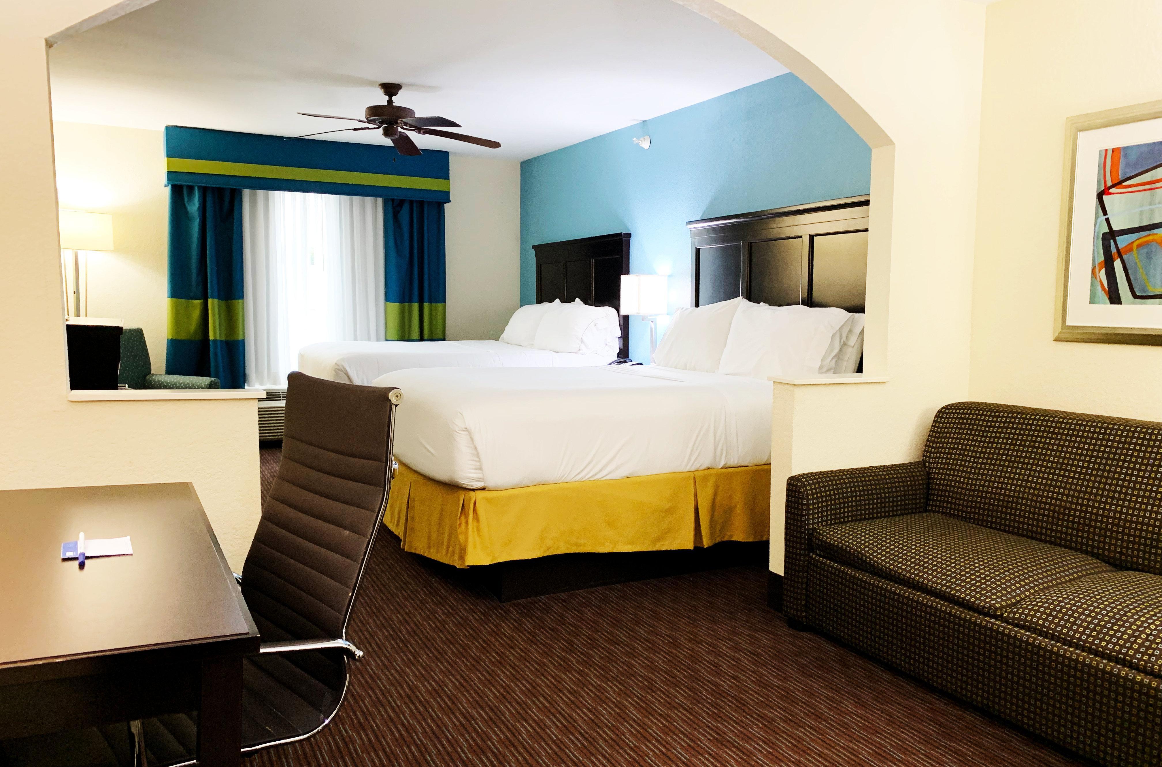 Holiday Inn Express Hotel & Suites Gainesville By Ihg Exterior foto